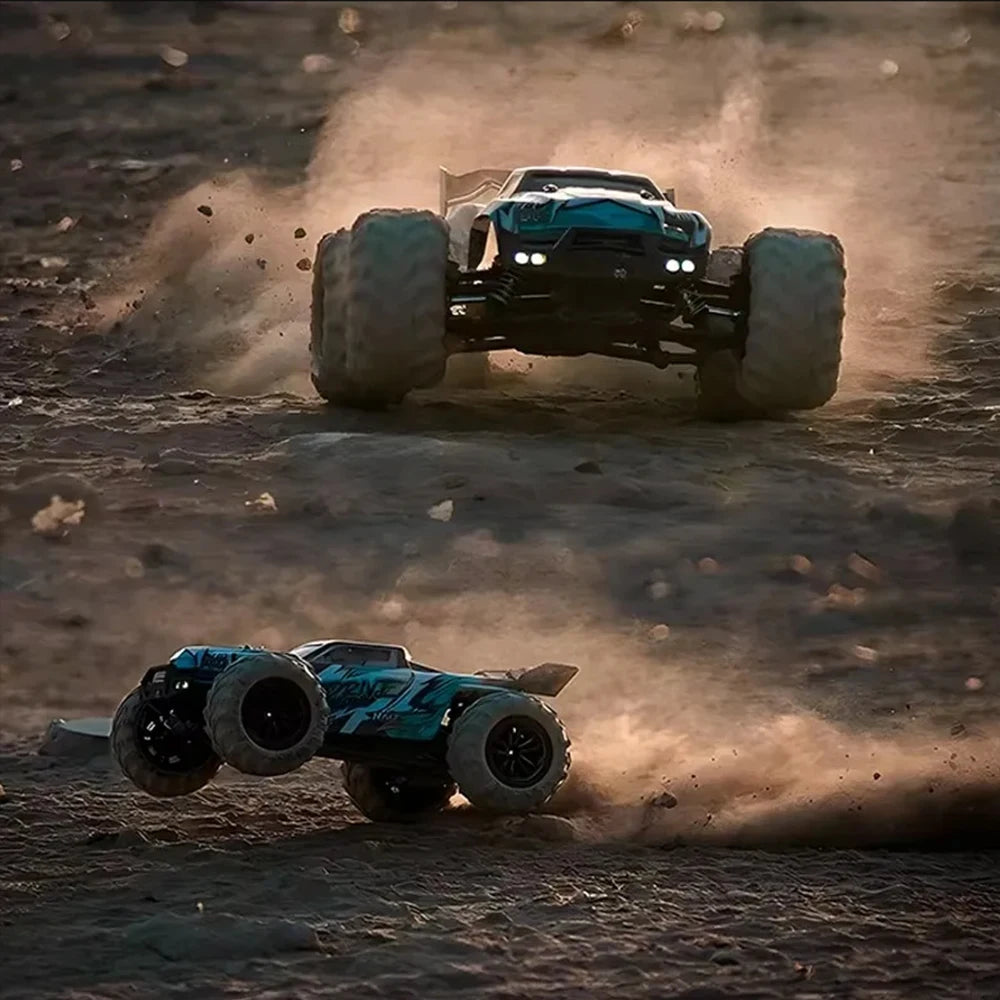 Suchiyurc High Performance 4WD Remote Control Drift RC Car